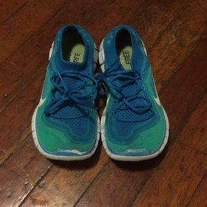 Limited Flynit Nike Free